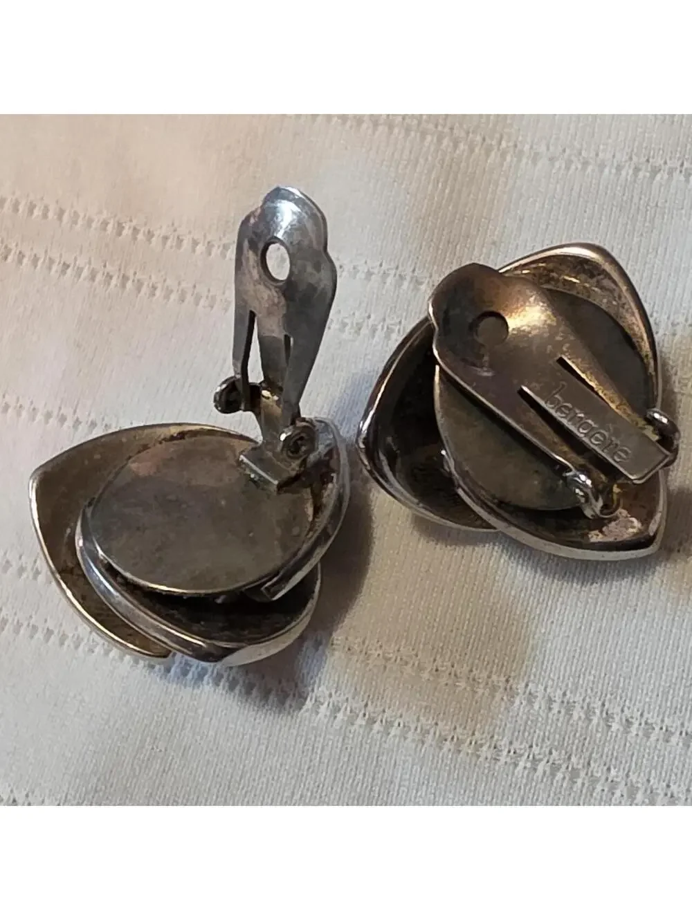 vintage Bergère clip-on earrings. elegant Mid-20th Century Modernist design